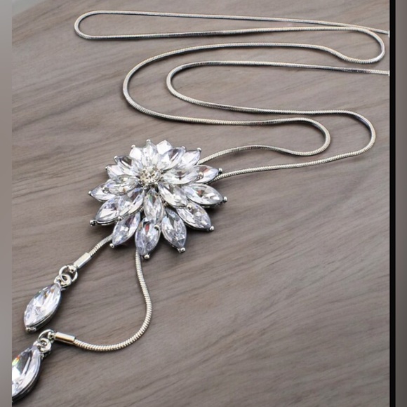 Silver Rhinestone Adjustable Lotus Floral Pendant Long Necklace - Picture 2 of 8